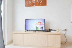 Minimalist and Cozy Studio West Vista Apartment By Travelio